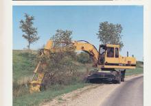 Gumikerekes kotrók Caterpillar 214B FT