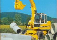 Gumikerekes kotrók Liebherr A 902