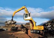Gumikerekes kotrók Liebherr A 904 Litronic