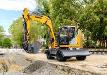 Gumikerekes kotrók Liebherr A 912 Compact Litronic