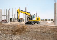 Gumikerekes kotrók Liebherr A 920 Litronic