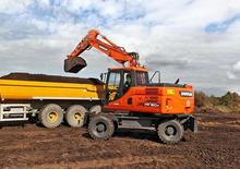 Gumikerekes kotrók Doosan DX160W-3