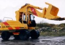 Gumikerekes kotrók BRØYT ED 800 W