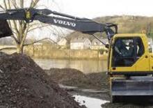 Gumikerekes kotrók Volvo EW160B
