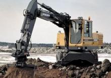 Gumikerekes kotrók Volvo EW200