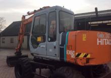 Gumikerekes kotrók Hitachi EX 60 WD