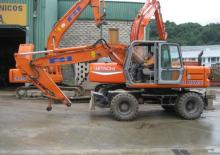 Gumikerekes kotrók Fiat-Hitachi FH 150 W.3