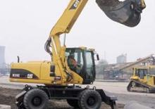 Gumikerekes kotrók Caterpillar M318D VAH