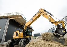 Gumikerekes kotrók Caterpillar M317