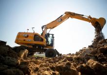 Gumikerekes kotrók Caterpillar M320