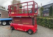 Gumikerekes ollós személyemelők German Standard Lift S 90 D 16 P II