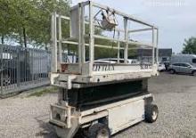 Gumikerekes ollós személyemelők Liftlux SL 83-12