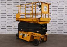 Gumikerekes ollós személyemelők Grove-Manlift SM 3146 E