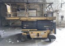 Gumikerekes ollós személyemelők Grove-Manlift SM 3160 E