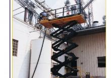 Gumikerekes ollós személyemelők Grove-Manlift SM 3184 D