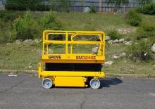 Gumikerekes ollós személyemelők Grove-Manlift SM 3248 E