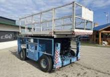 Gumikerekes ollós személyemelők Grove-Manlift SM 4688 D