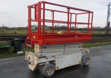 Gumikerekes ollós személyemelők Holland-Lift X-Z 83 EL 12
