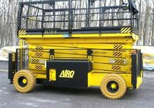 Gumikerekes ollós személyemelők AIRO XL 19 E