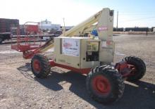 Gumikerekes töretőgémes munkaállványok JLG 40 HA-4WD