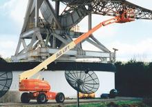 Gumikerekes töretőgémes munkaállványok JLG 660SJ