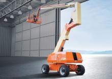 Gumikerekes töretőgémes munkaállványok JLG H800AJ