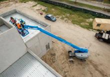 Gumikerekes töretőgémes munkaállványok Genie S-45 HF