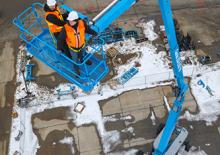 Gumikerekes töretőgémes munkaállványok Genie ZX-135/70