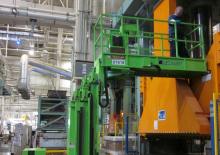 Gumikerekes vertikális emelésű munkaállványok Lift-A-Loft AMC48-24