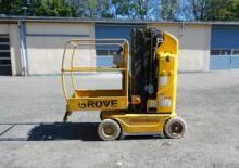 Gumikerekes vertikális emelésű munkaállványok Grove-Manlift (Delta) Toucan 900