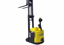 Gyalogkiséretű raklapemelák Combi-Lift Combi CS 1750