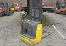 Gyalogkiséretű raklapemelák Komatsu MWS10-1R
