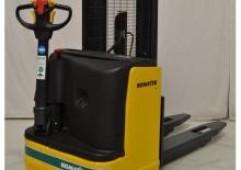 Gyalogkiséretű raklapemelák Komatsu MWS12-1R