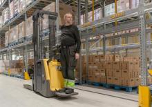 Gyalogkiséretű raklapemelák Caterpillar NSF12N3R