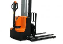 Gyalogkiséretű raklapemelák Noblelift PSE22 SL-126