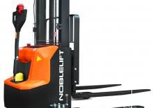 Gyalogkiséretű raklapemelák Noblelift PSE26N-124