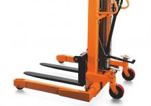Gyalogkiséretű raklapemelák Noblelift SFH22-118