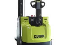 Gyalogkiséretű raklapemelák Clark SX 16