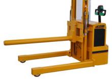 Gyalogkiséretű raklapemelák Icem TE 16-316 R 4D