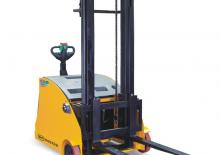 Gyalogkiséretű raklapemelák OM VVE CB-1.5T