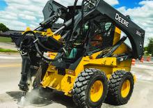 Hidraulikus törők John Deere Construction HH80C