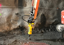 Hidraulikus törők Epiroc SB 302 T