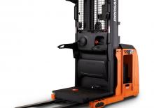 Horizontál kommisiózó targoncák Doosan B15OP-9 