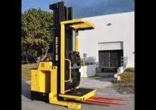 Horizontál kommisiózó targoncák Hyster R30XM2