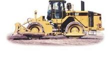 Gumikerekes dózerek Caterpillar 824H