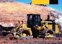 Hulladéktömörítők Caterpillar 825H