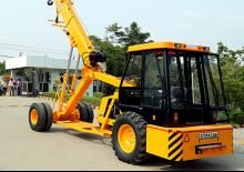 Ipari mobildaruk Escorts Hydra 1242