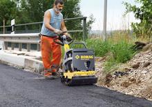 Kétirányú vibrolapok Bomag BPR 25/50
