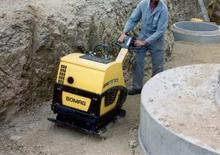 Kétirányú vibrolapok Bomag BPR 65/70 D