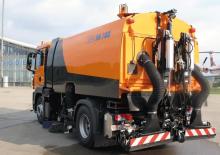 Kettős működésű seprőgépkocsik Schmidt SK 700 dual